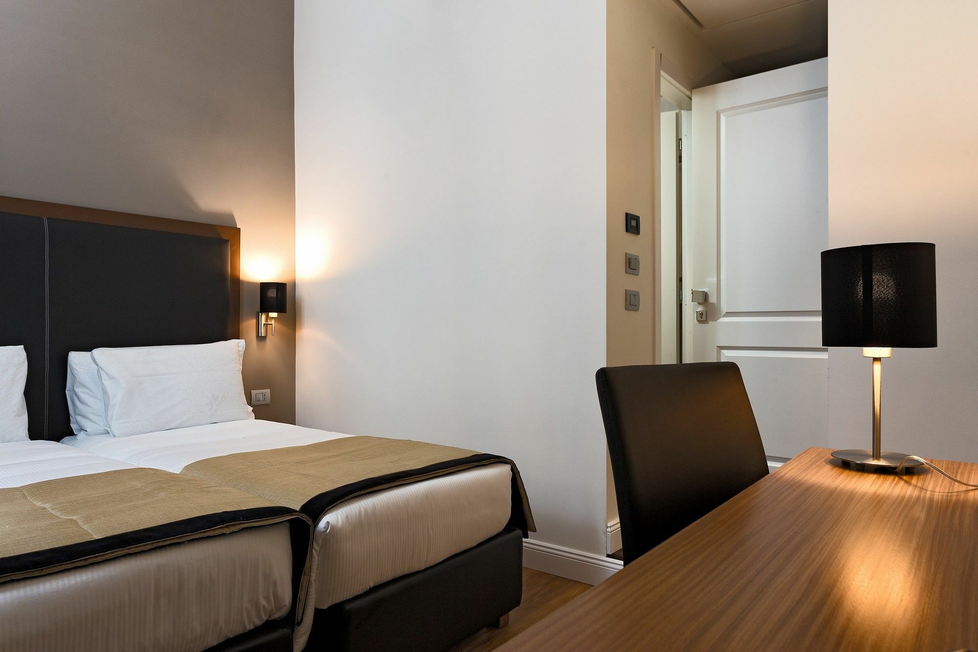 L'Obelisque Maison De Luxe โรม ภายนอก รูปภาพ
