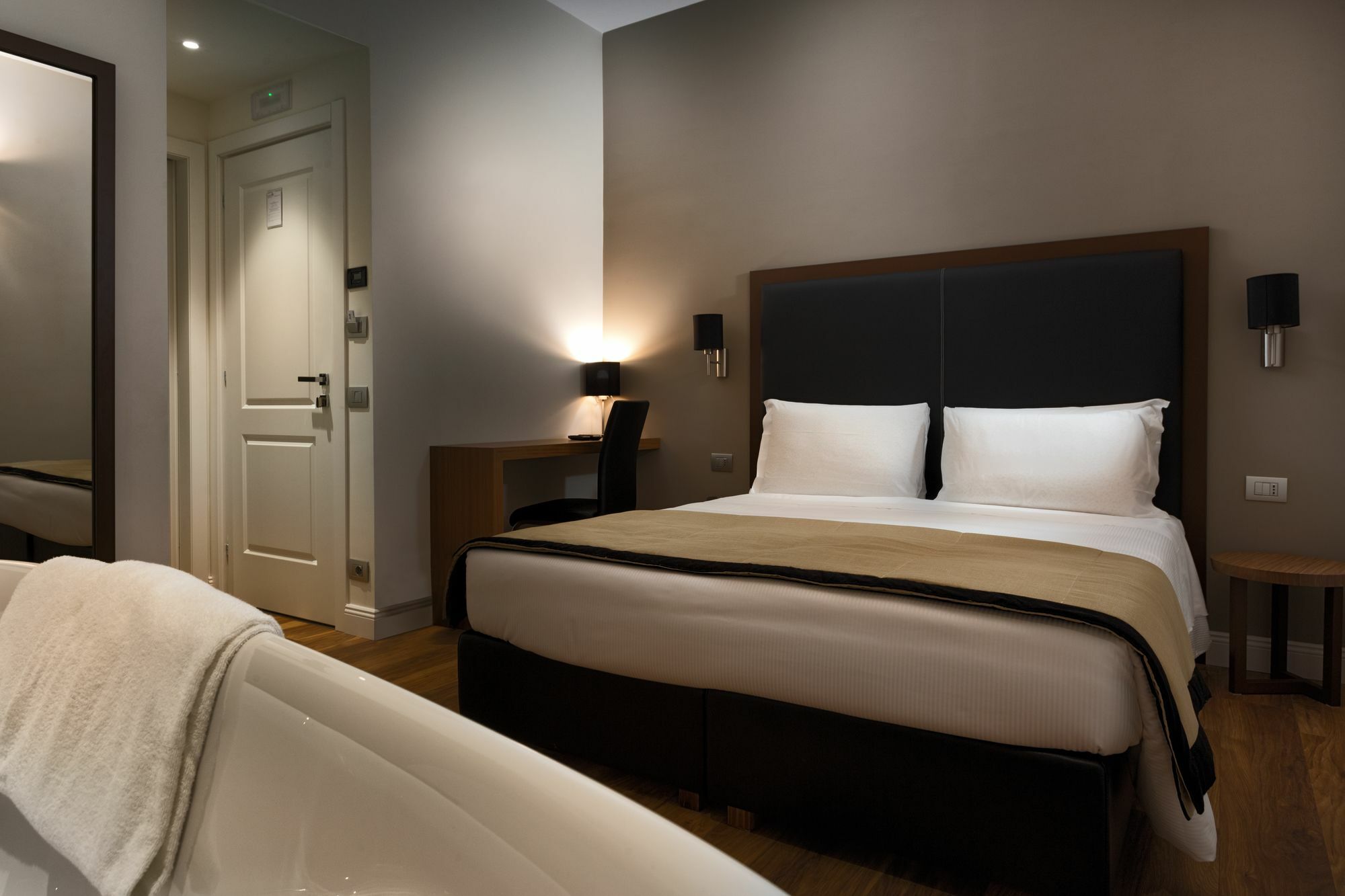 L'Obelisque Maison De Luxe โรม ภายนอก รูปภาพ